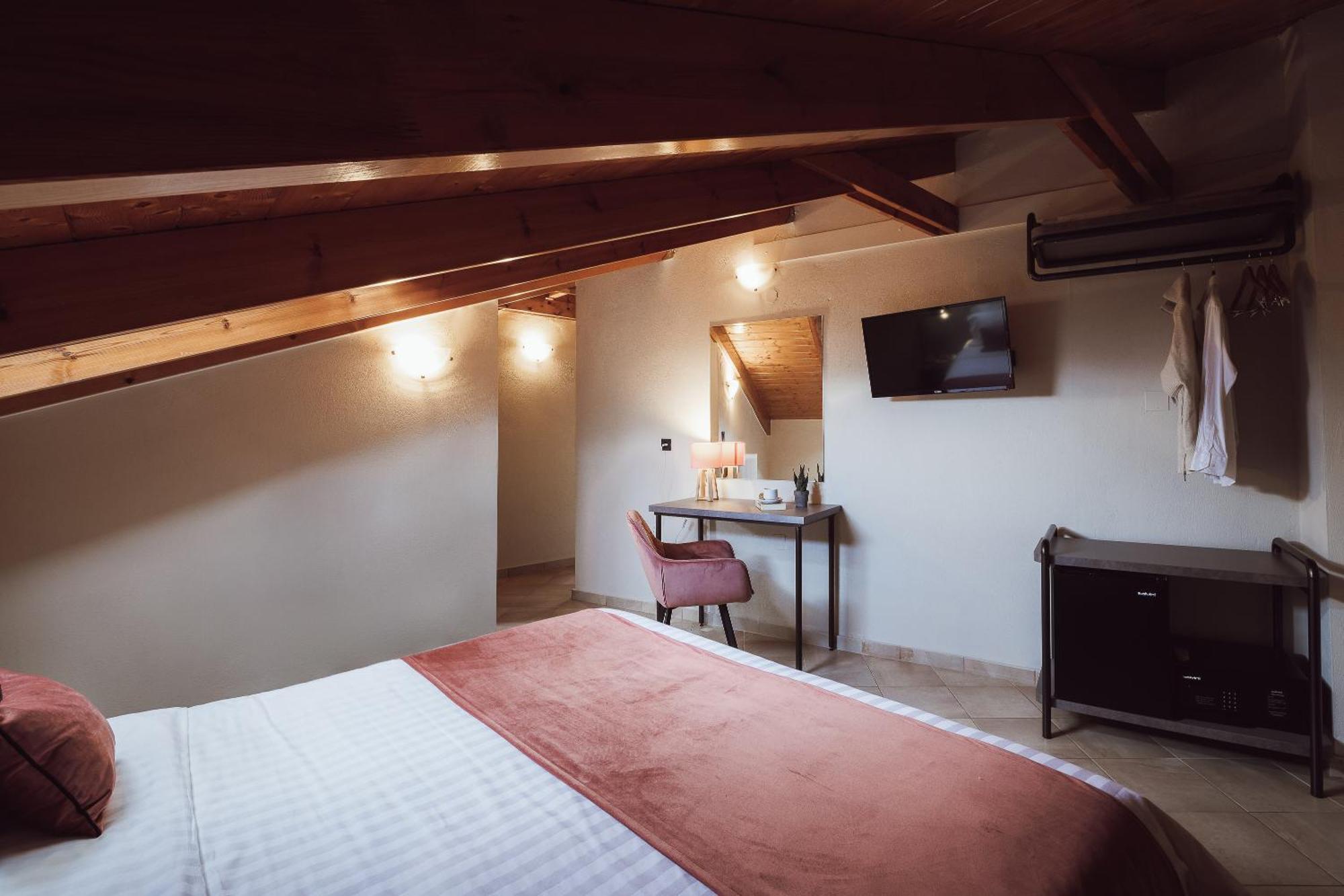 Akti Hotel Янина Экстерьер фото